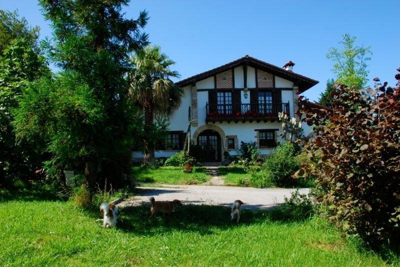 Casa Rural Iketxe Hondarribia Bagian luar foto