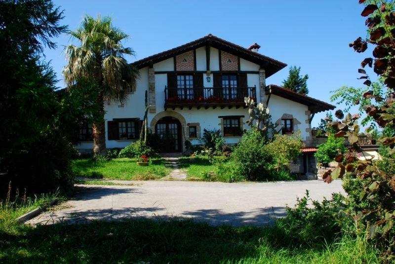 Casa Rural Iketxe Hondarribia Bagian luar foto