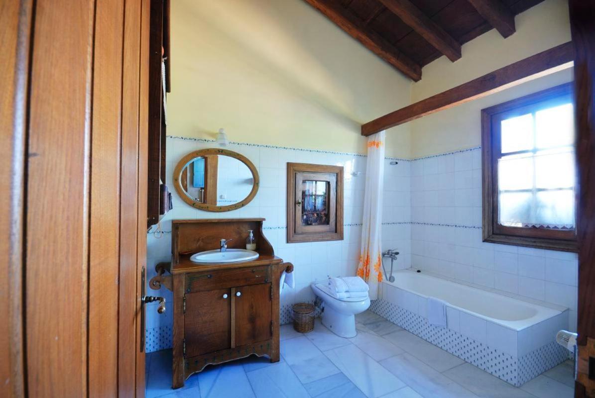 Casa Rural Iketxe Hondarribia Bagian luar foto